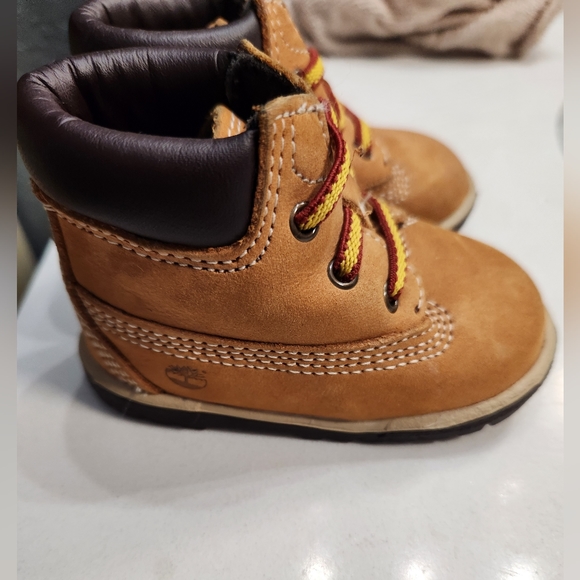 Timberland Baby Size 2 - Picture 6 of 6